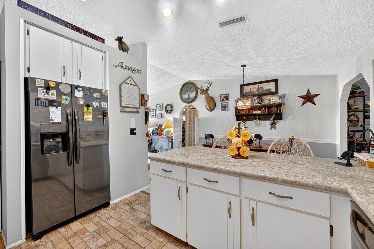 2956 BRISTOL LANE — photo 9 of 36