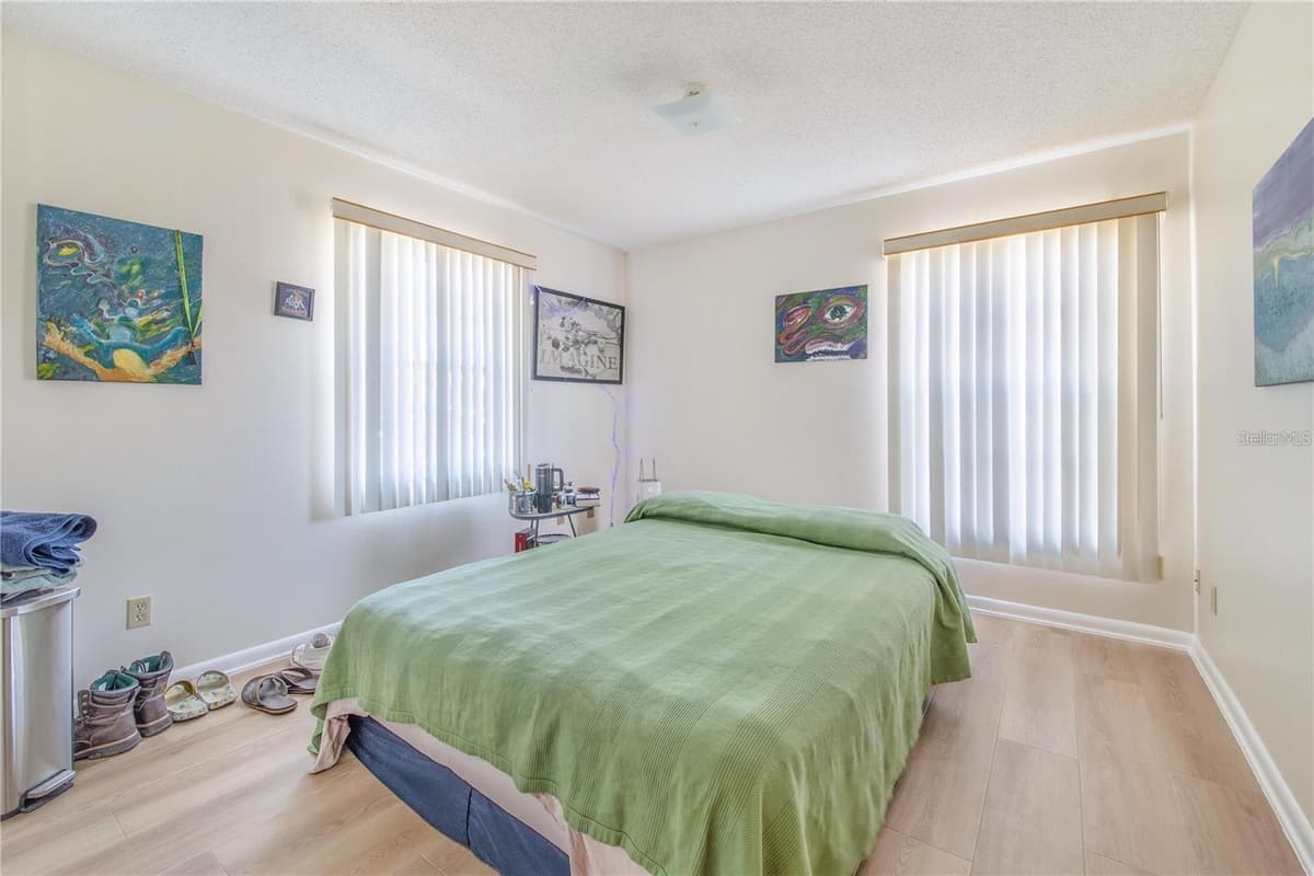 1413 THOUSAND ROSES DRIVE — photo 11 of 24