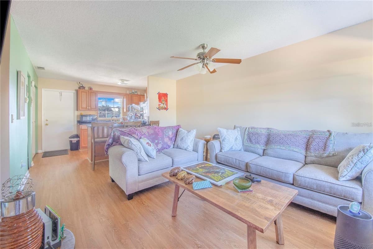 1413 THOUSAND ROSES DRIVE — photo 20 of 24