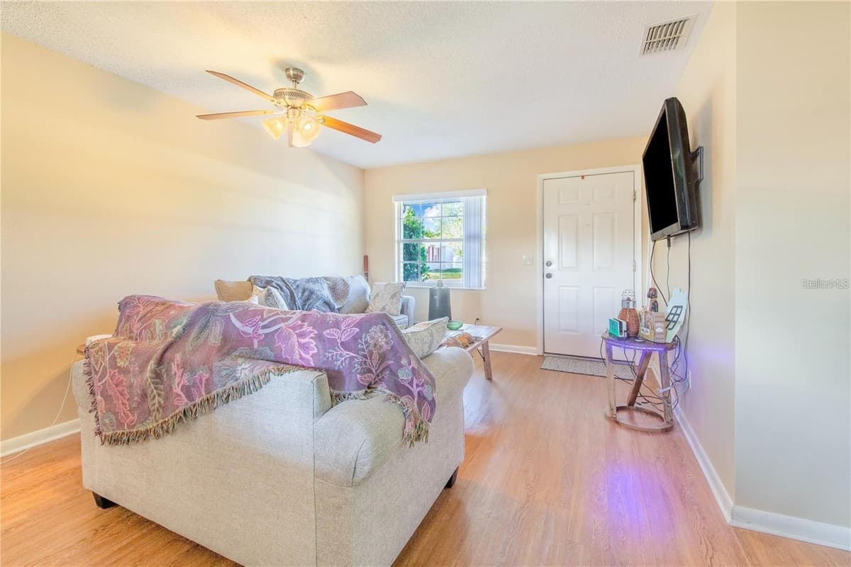 1413 THOUSAND ROSES DRIVE — photo 21 of 24