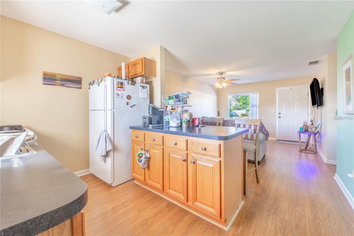 1413 THOUSAND ROSES DRIVE — photo 15 of 24