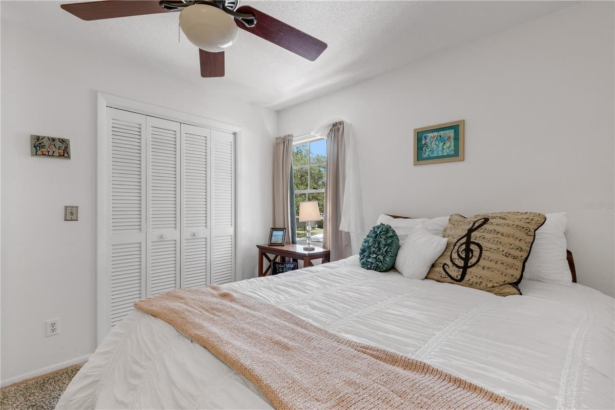 1603 PECAN STREET — photo 3 of 50
