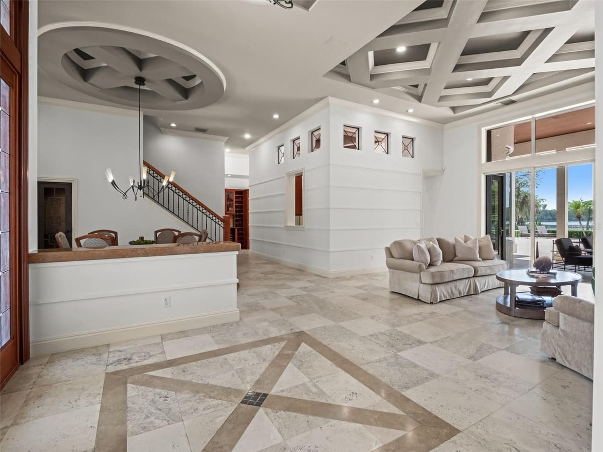 9222 SLOANE STREET — photo 11 of 100