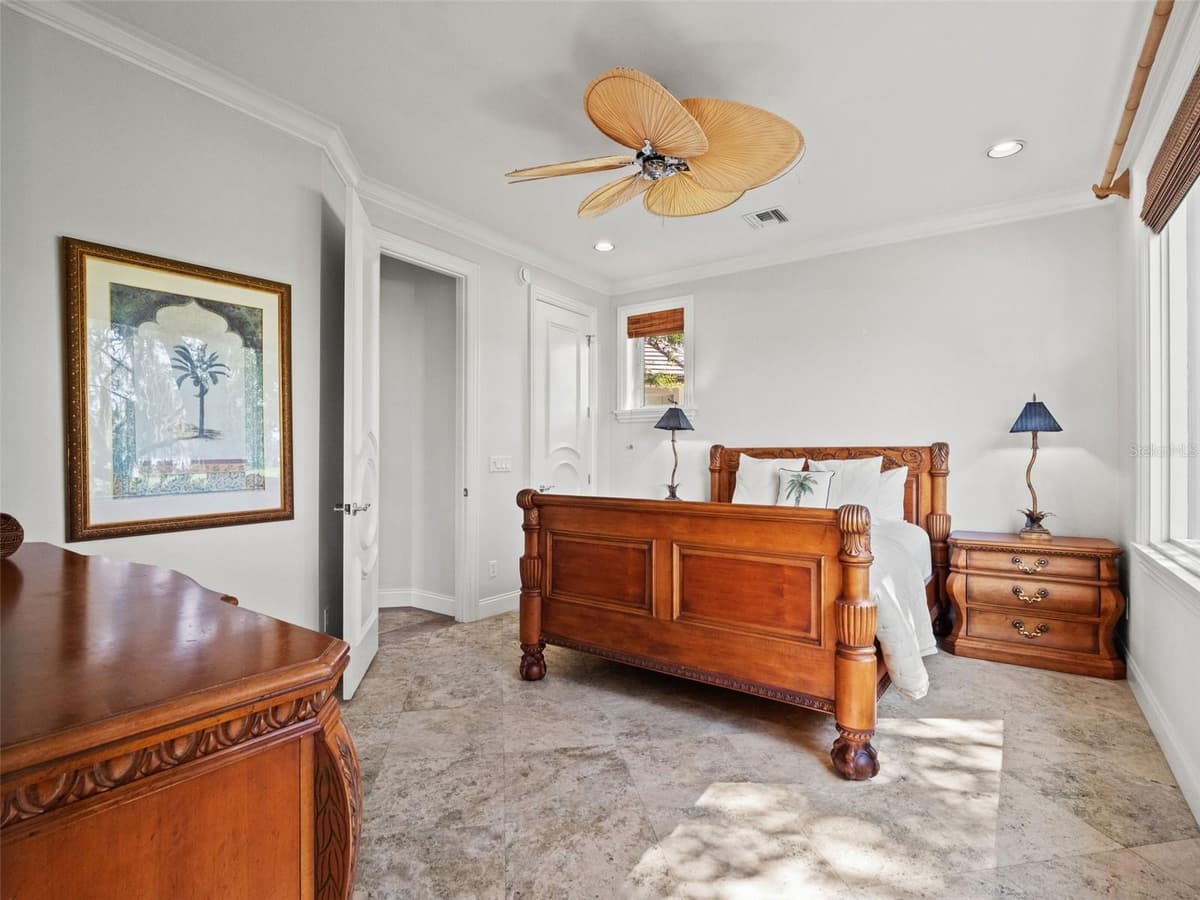 9222 SLOANE STREET — photo 77 of 100