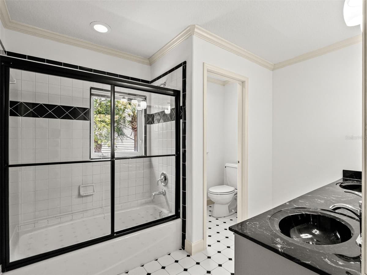9222 SLOANE STREET — photo 57 of 100