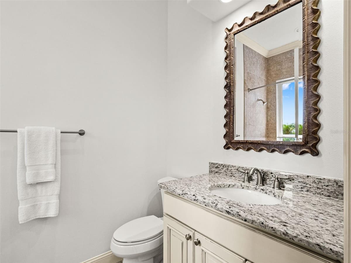 9222 SLOANE STREET — photo 48 of 100