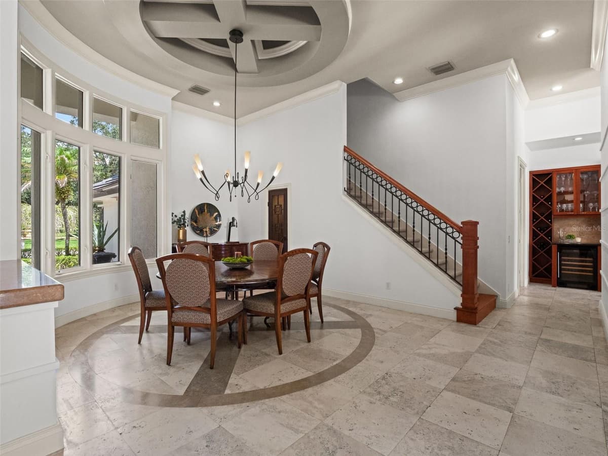 9222 SLOANE STREET — photo 14 of 100