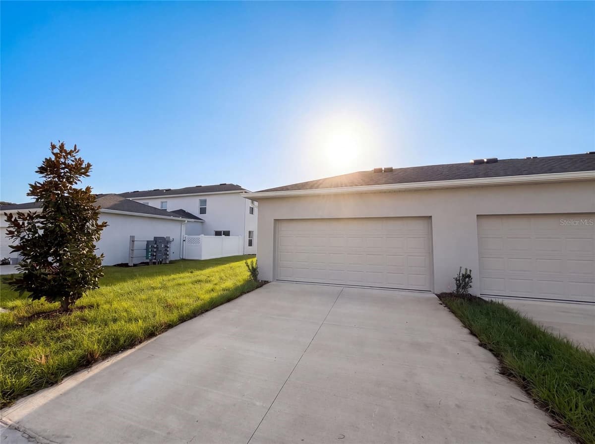 2224 RED SUN STREET — photo 23 of 25