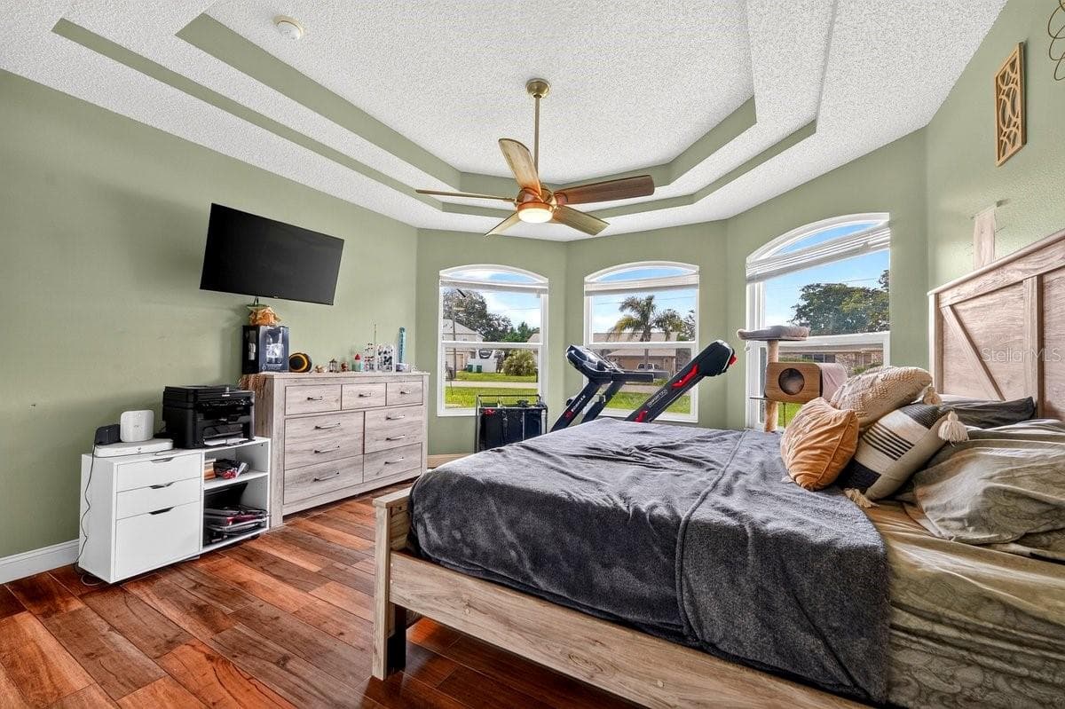 800 COLTRA LANE — photo 12 of 36