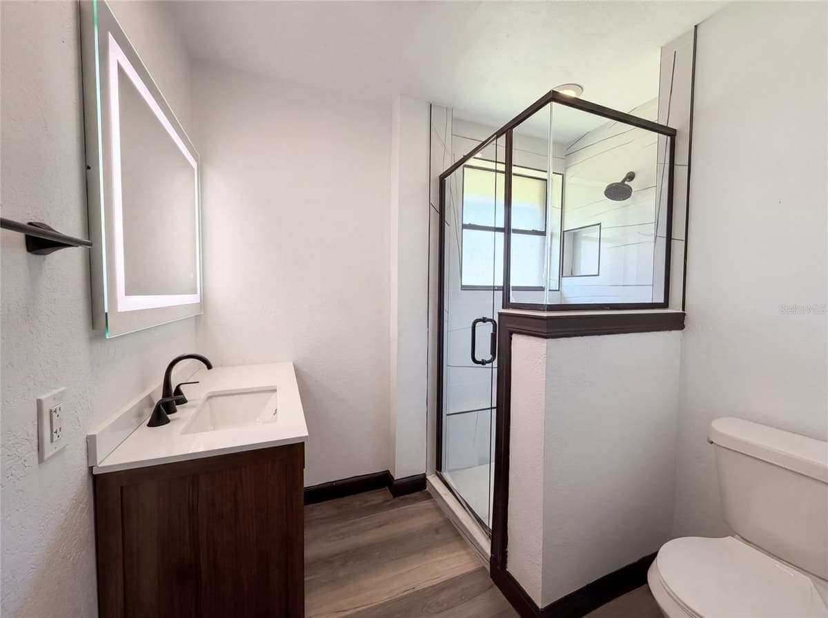 1515 WEST SHORE BOULEVARD — photo 14 of 25