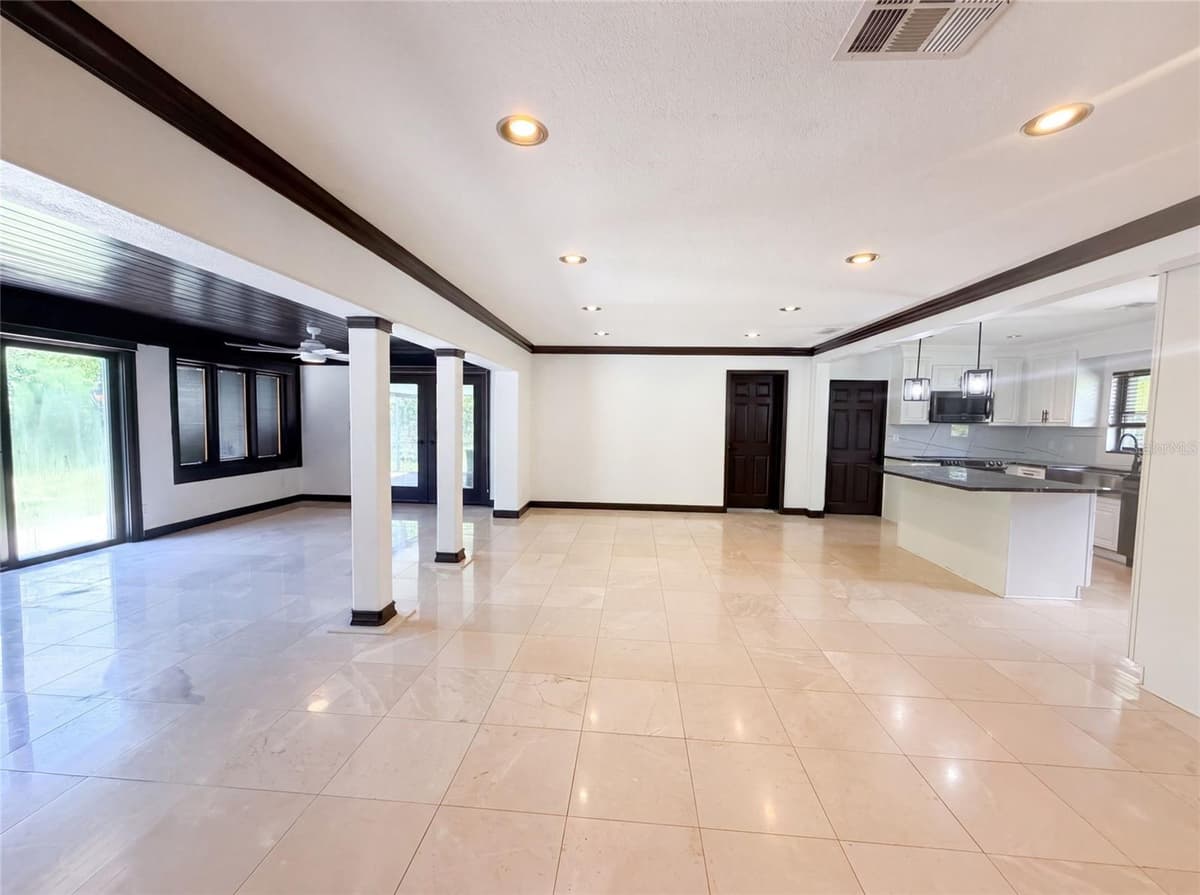 1515 WEST SHORE BOULEVARD — photo 3 of 25