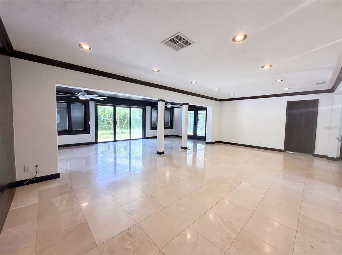 1515 WEST SHORE BOULEVARD — photo 11 of 25