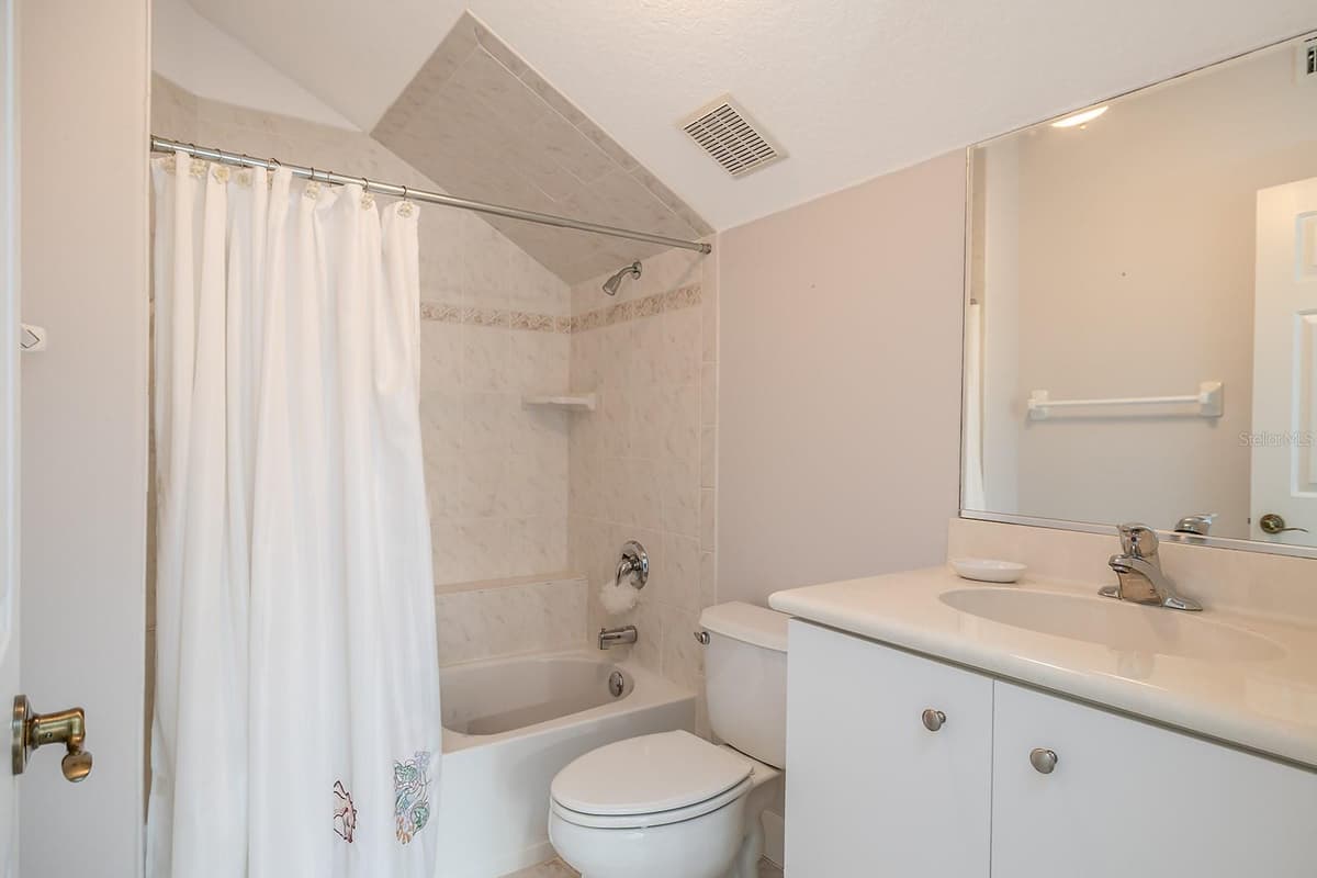 2711 JOHN ANDERSON DRIVE — photo 30 of 54
