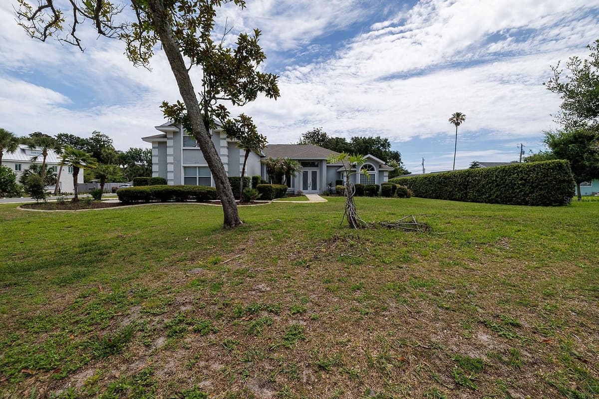 2711 JOHN ANDERSON DRIVE — photo 47 of 54