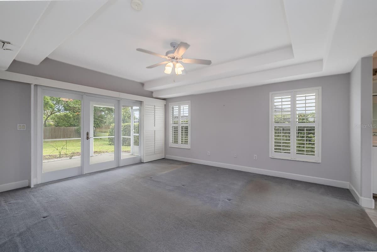 2711 JOHN ANDERSON DRIVE — photo 16 of 54