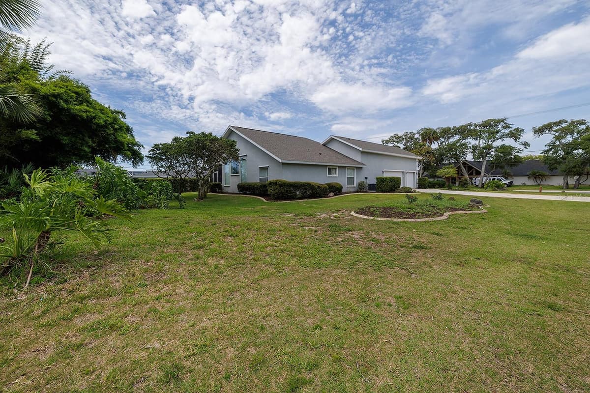 2711 JOHN ANDERSON DRIVE — photo 45 of 54