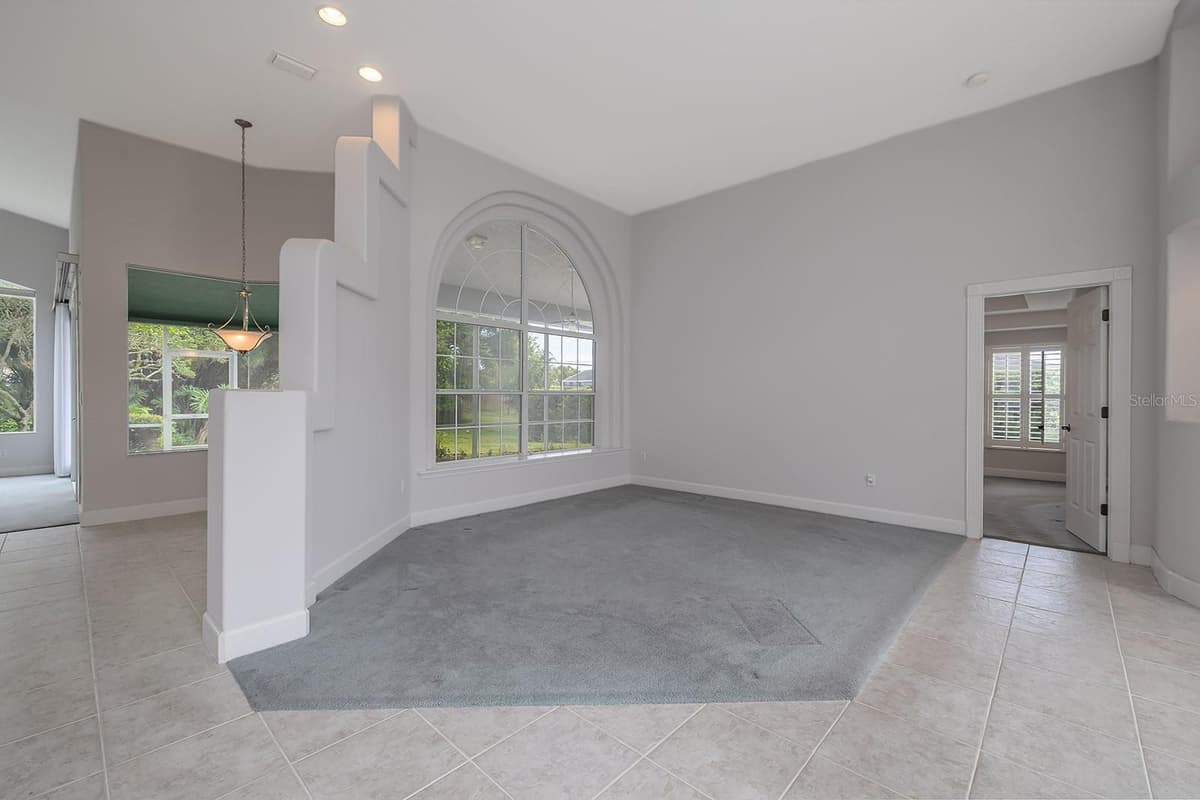 2711 JOHN ANDERSON DRIVE — photo 7 of 54