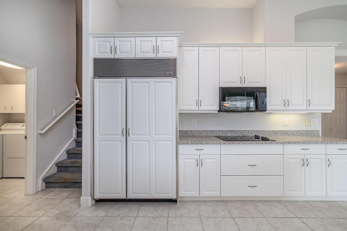 2711 JOHN ANDERSON DRIVE — photo 14 of 54
