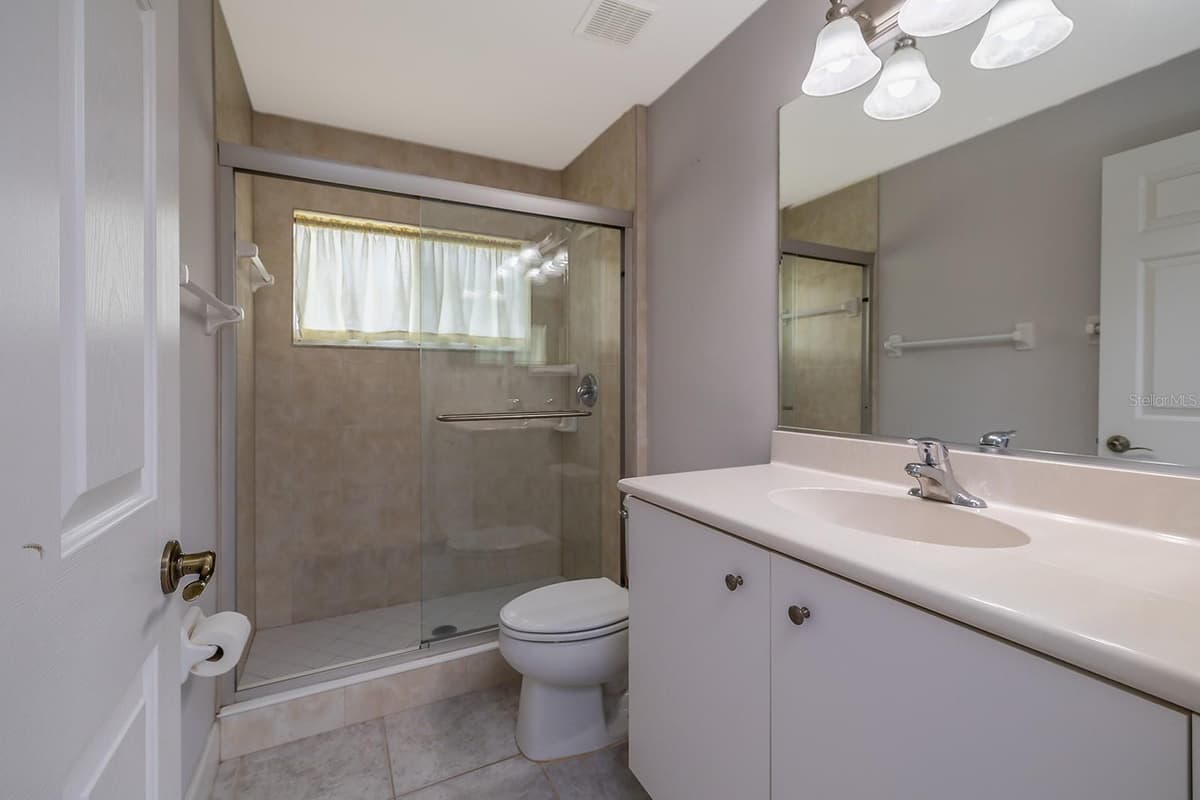 2711 JOHN ANDERSON DRIVE — photo 22 of 54