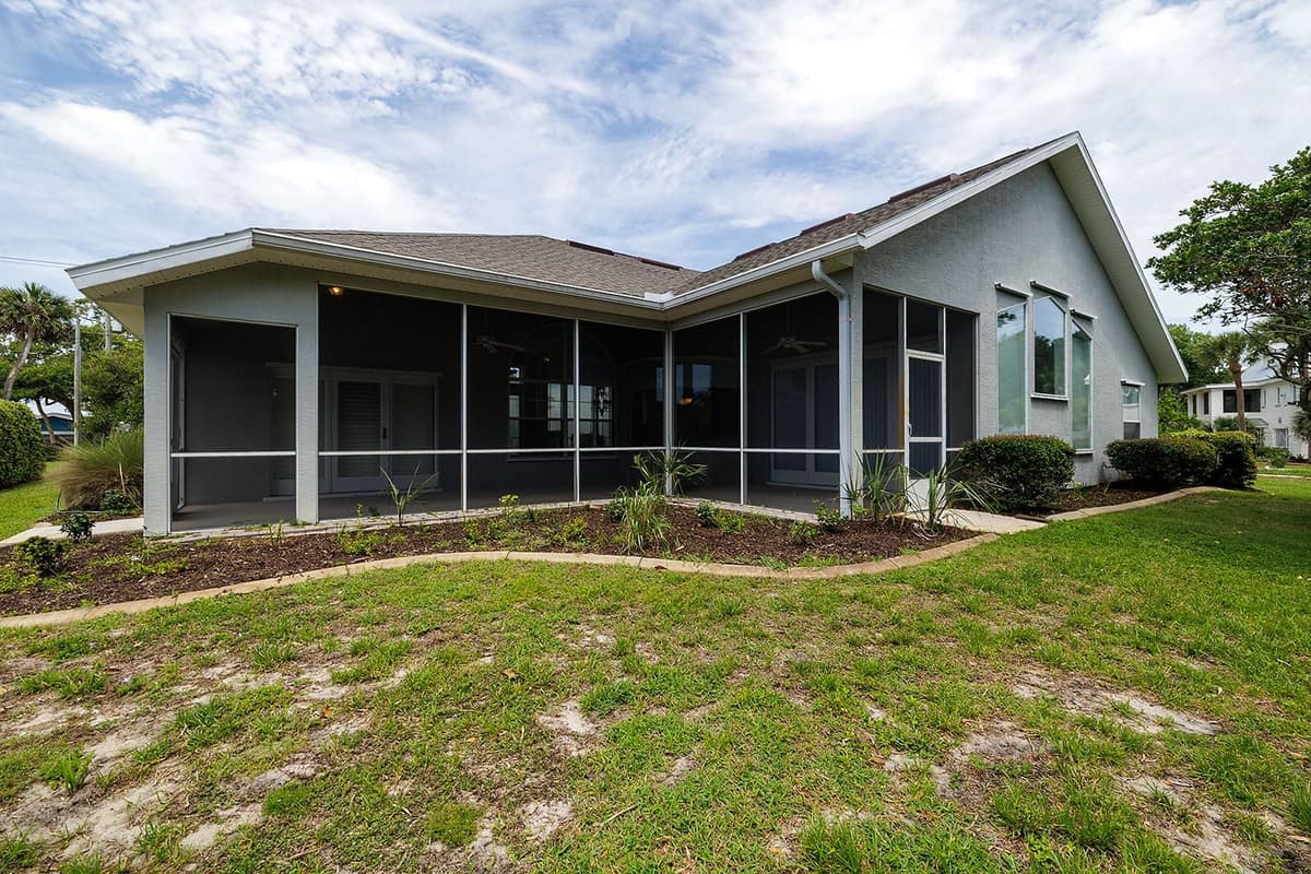 2711 JOHN ANDERSON DRIVE — photo 50 of 54