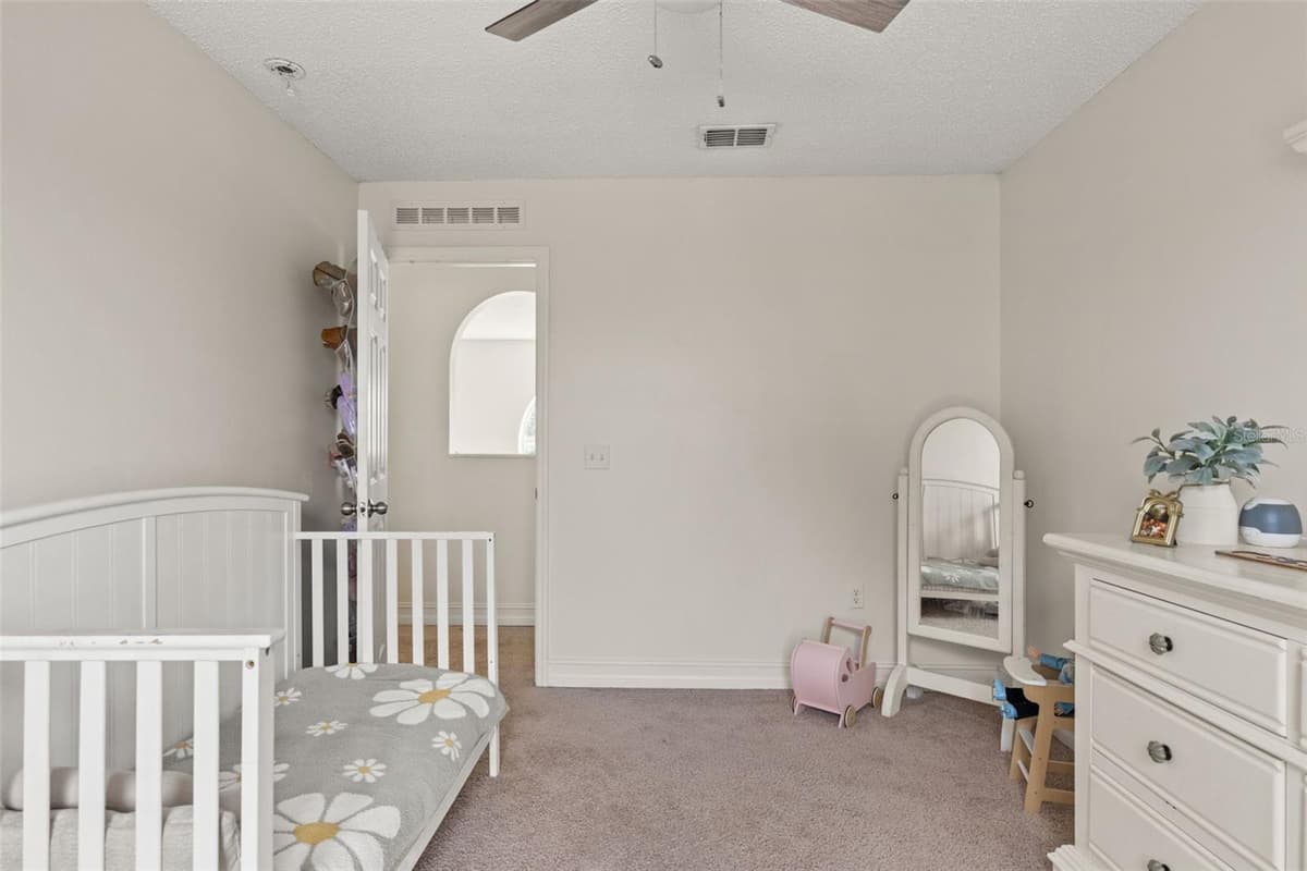 2253 WHITEWOOD AVENUE — photo 27 of 58