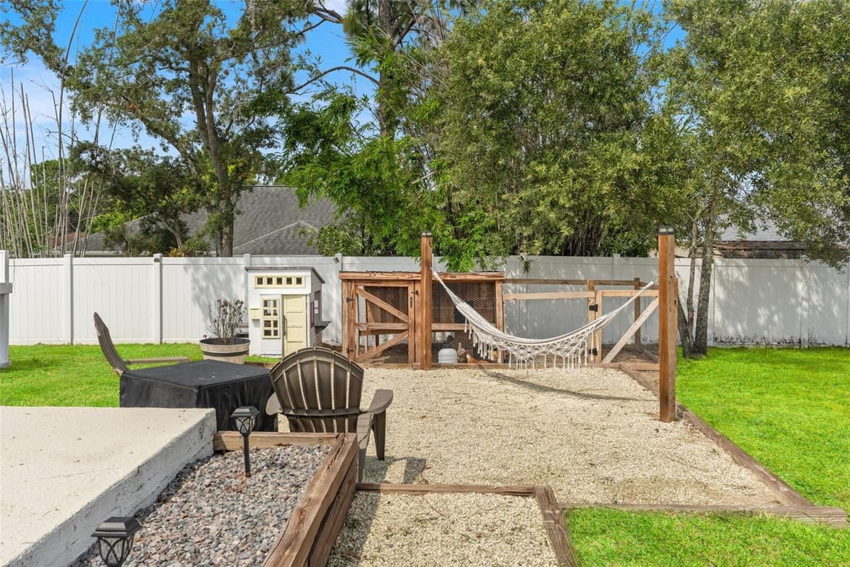 2253 WHITEWOOD AVENUE — photo 50 of 58