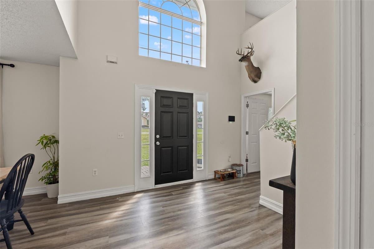 2253 WHITEWOOD AVENUE — photo 14 of 58
