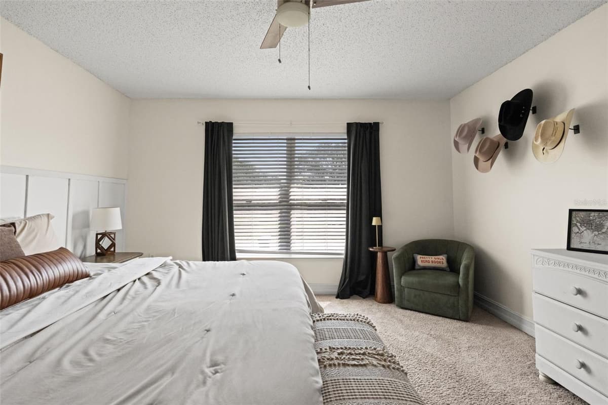 2253 WHITEWOOD AVENUE — photo 34 of 58