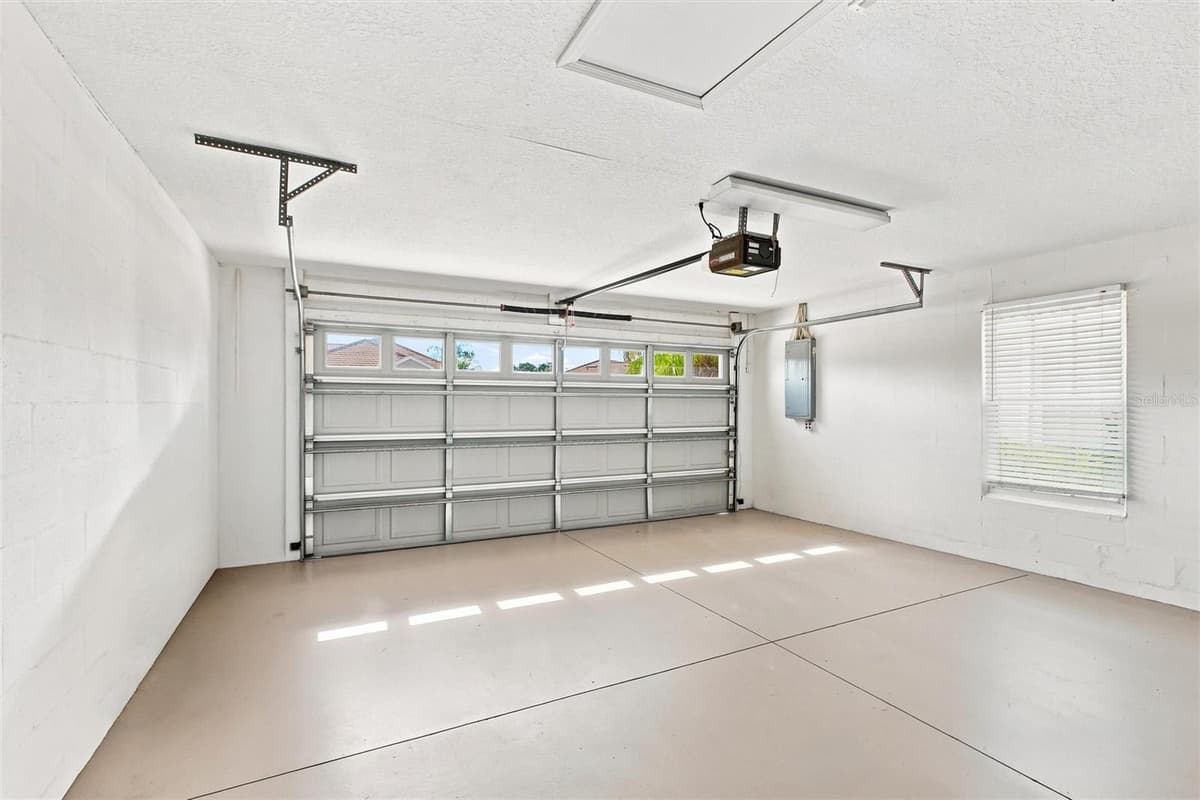 1814 SAN SILVESTRO DRIVE — photo 31 of 40