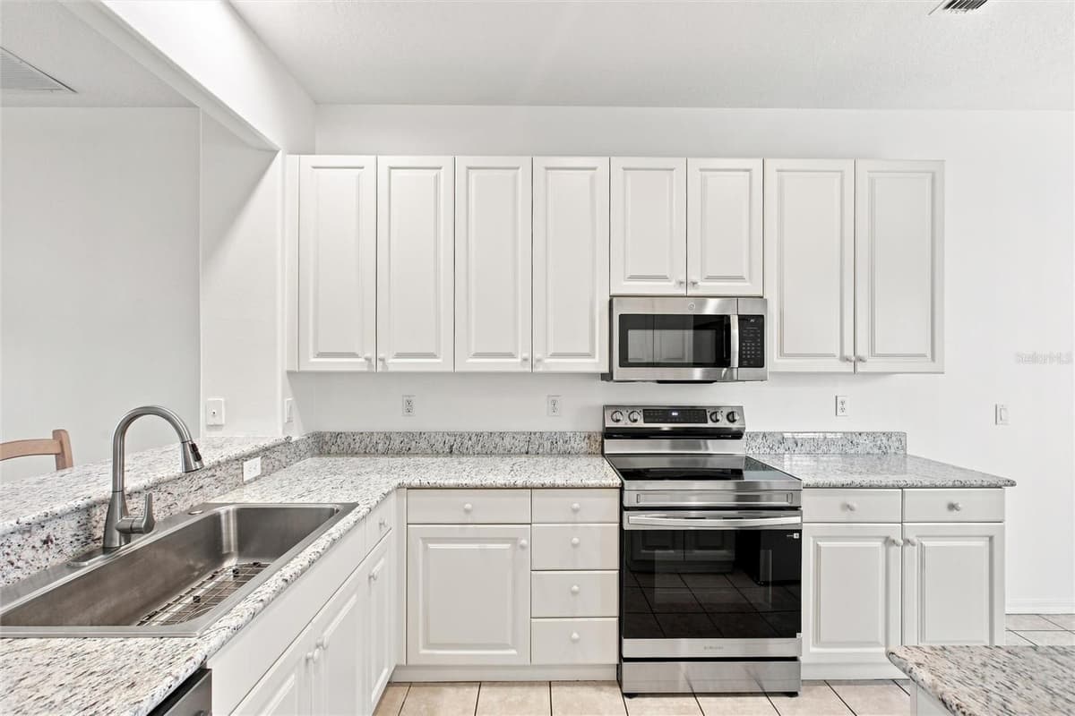 1814 SAN SILVESTRO DRIVE — photo 11 of 40