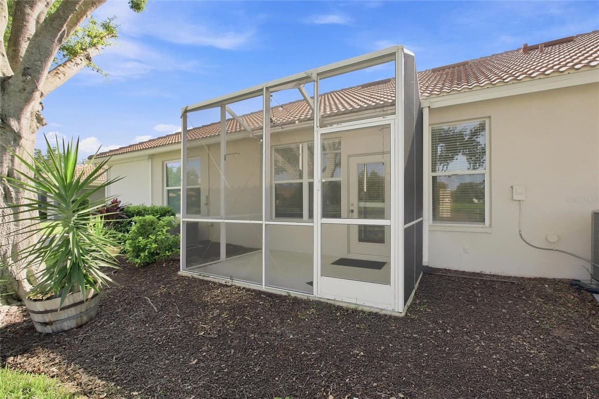 1814 SAN SILVESTRO DRIVE — photo 37 of 40