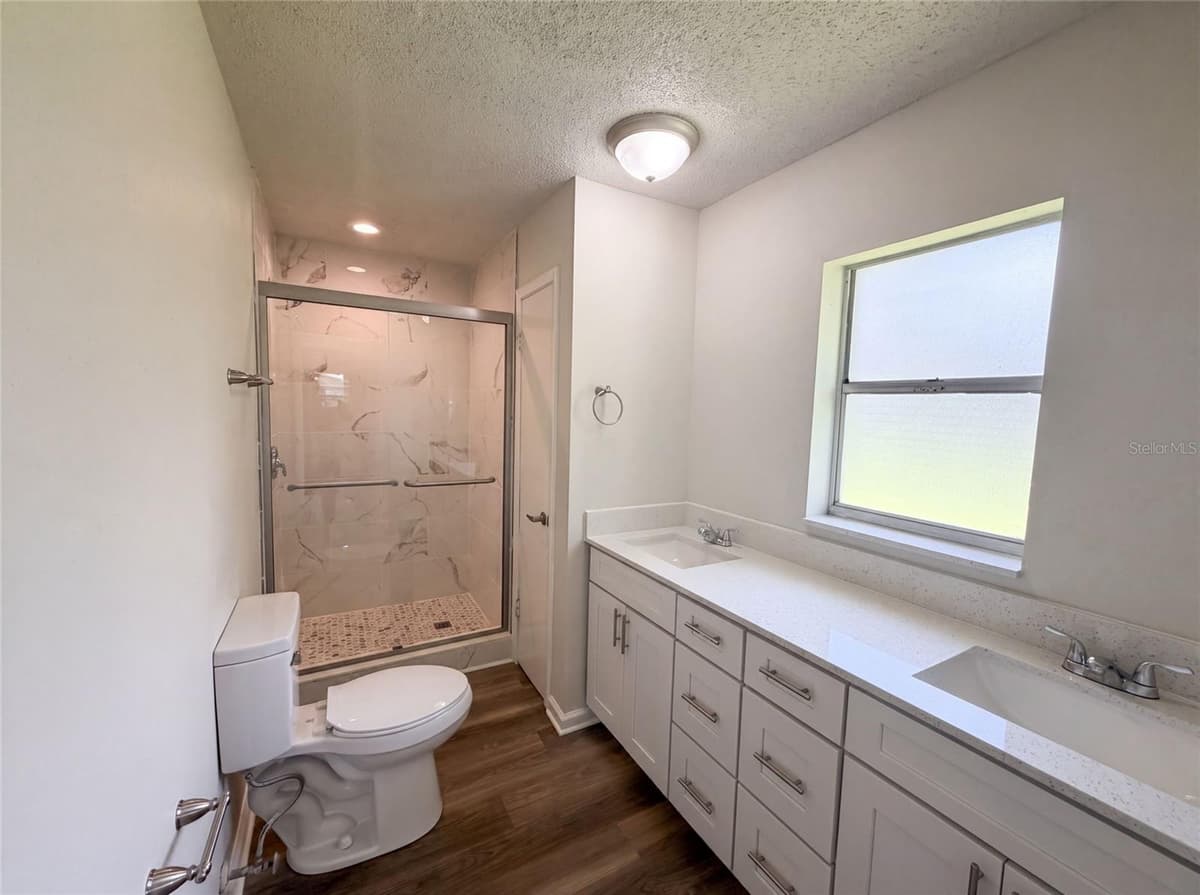 4918 DENISE AVENUE — photo 13 of 18