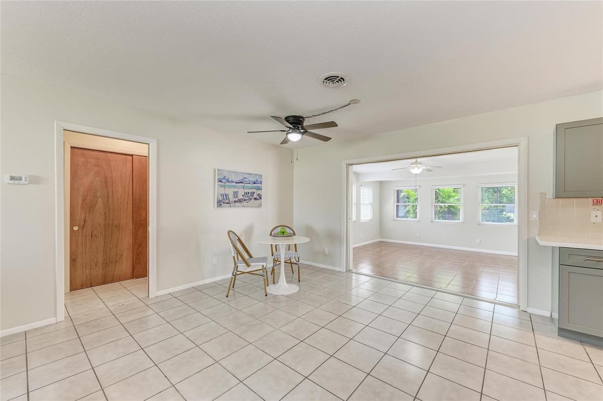 1507 VENICE BOULEVARD — photo 12 of 30