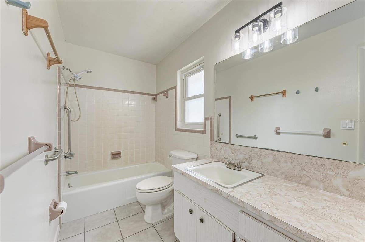 1507 VENICE BOULEVARD — photo 19 of 30