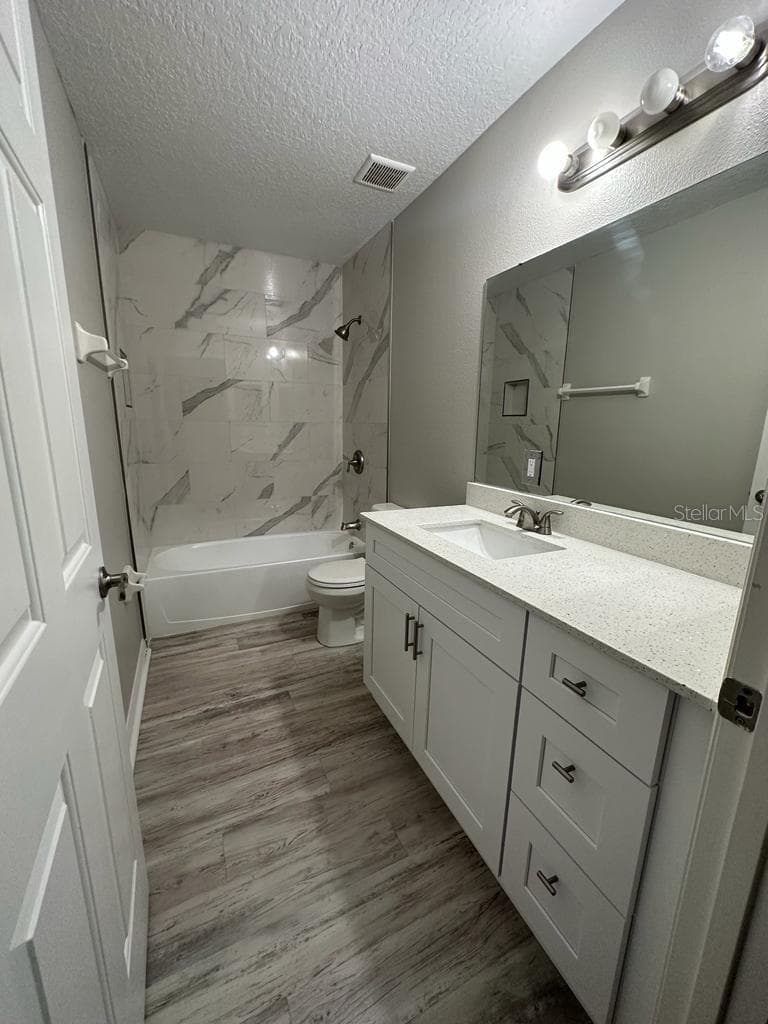 4743 CHALFONT DRIVE — photo 8 of 12