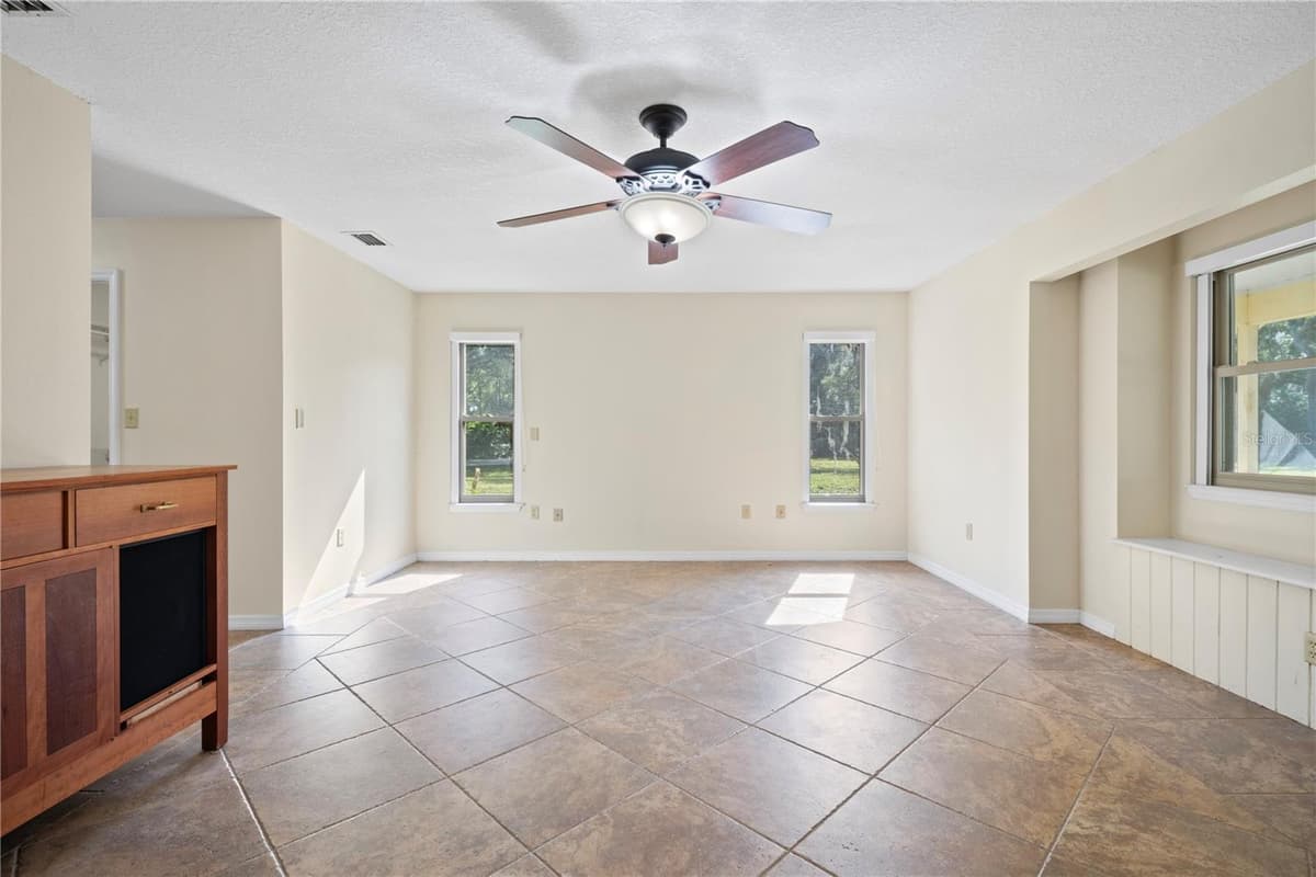 7838 SLOEWOOD DRIVE — photo 13 of 29