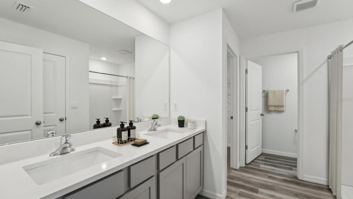 4330 HIDDEN FARM DRIVE — photo 18 of 22