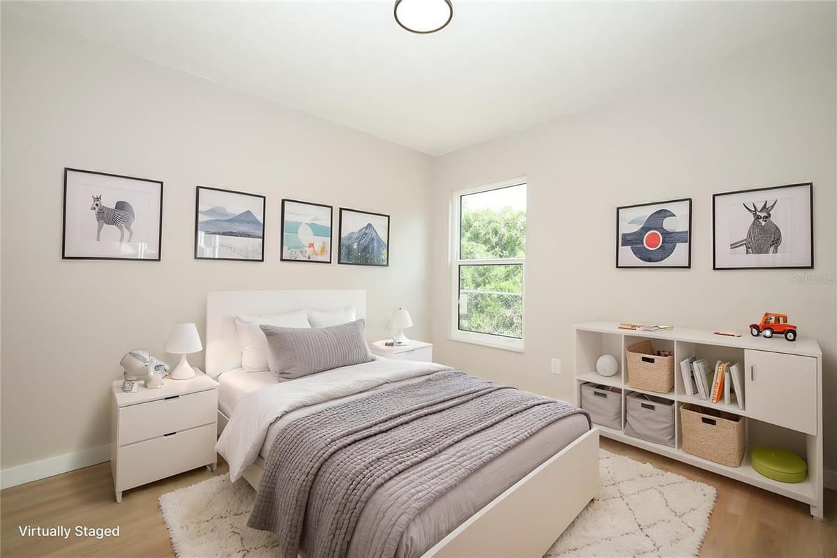 761 ROBINHOOD DRIVE — photo 8 of 39