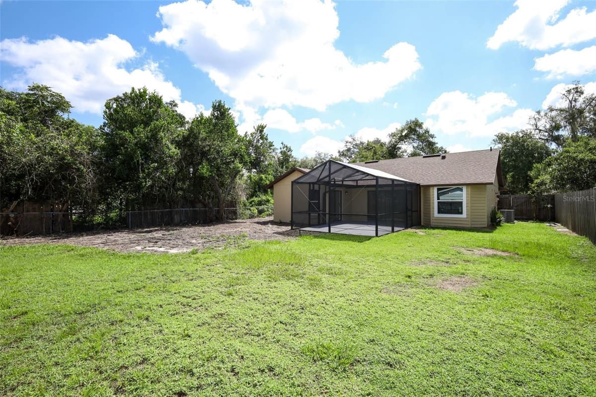 761 ROBINHOOD DRIVE — photo 34 of 39