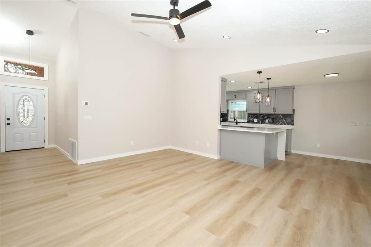 761 ROBINHOOD DRIVE — photo 13 of 39