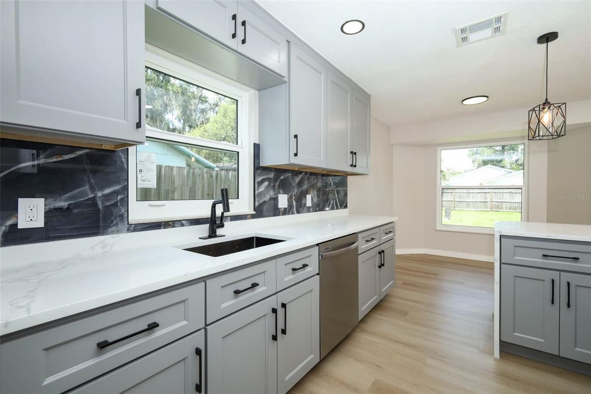 761 ROBINHOOD DRIVE — photo 20 of 39