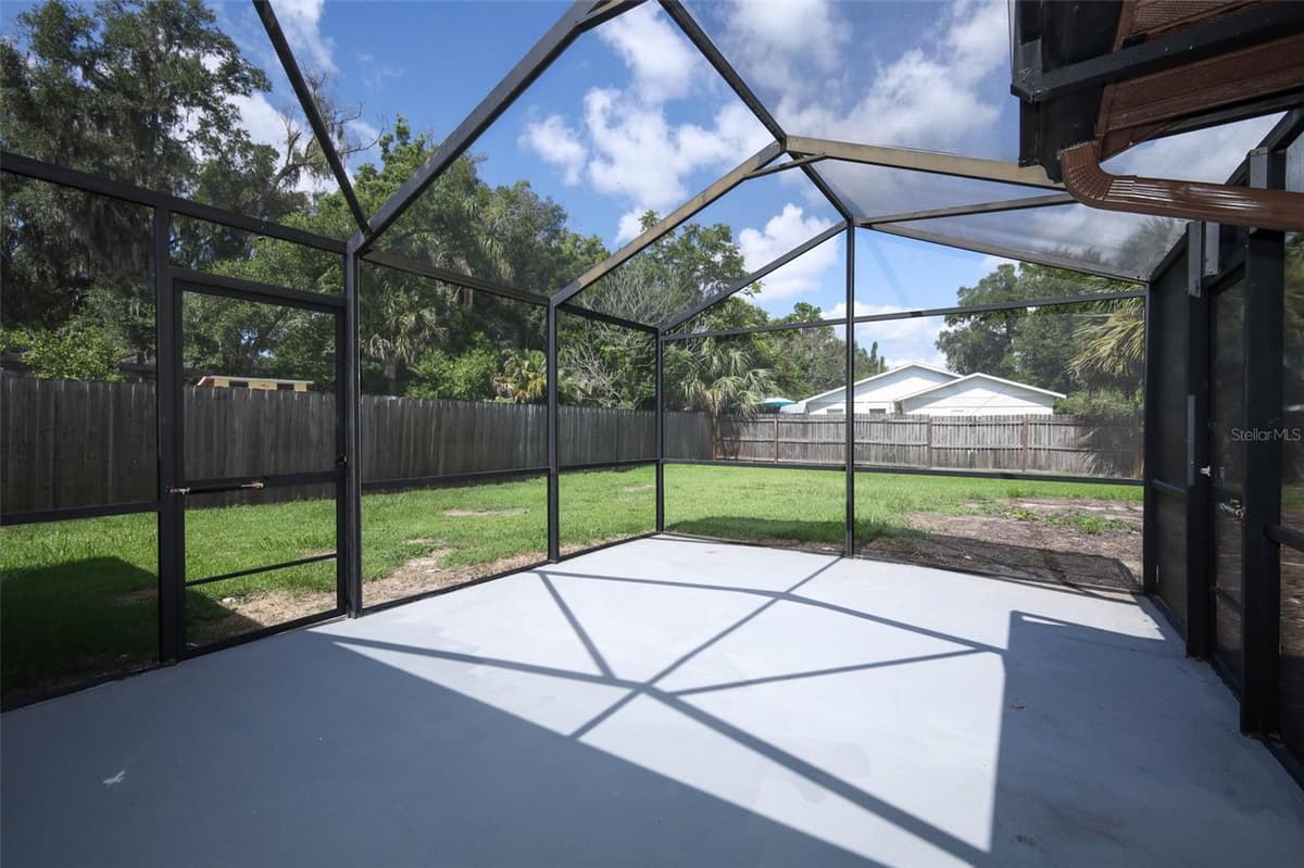 761 ROBINHOOD DRIVE — photo 33 of 39