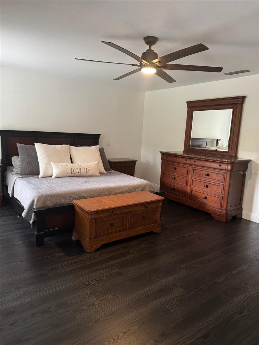 8004 BELTREES COURT — photo 13 of 19