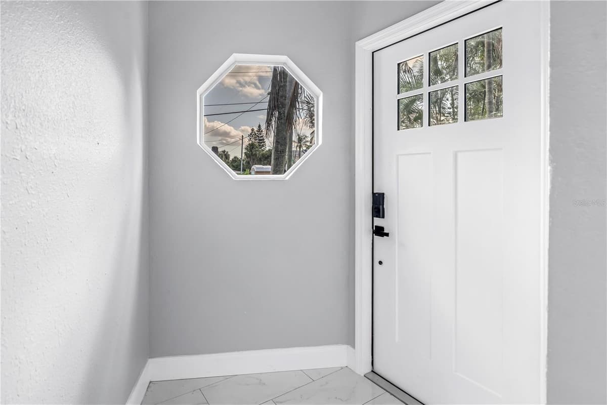 14500 BAYSHORE DRIVE — photo 9 of 58
