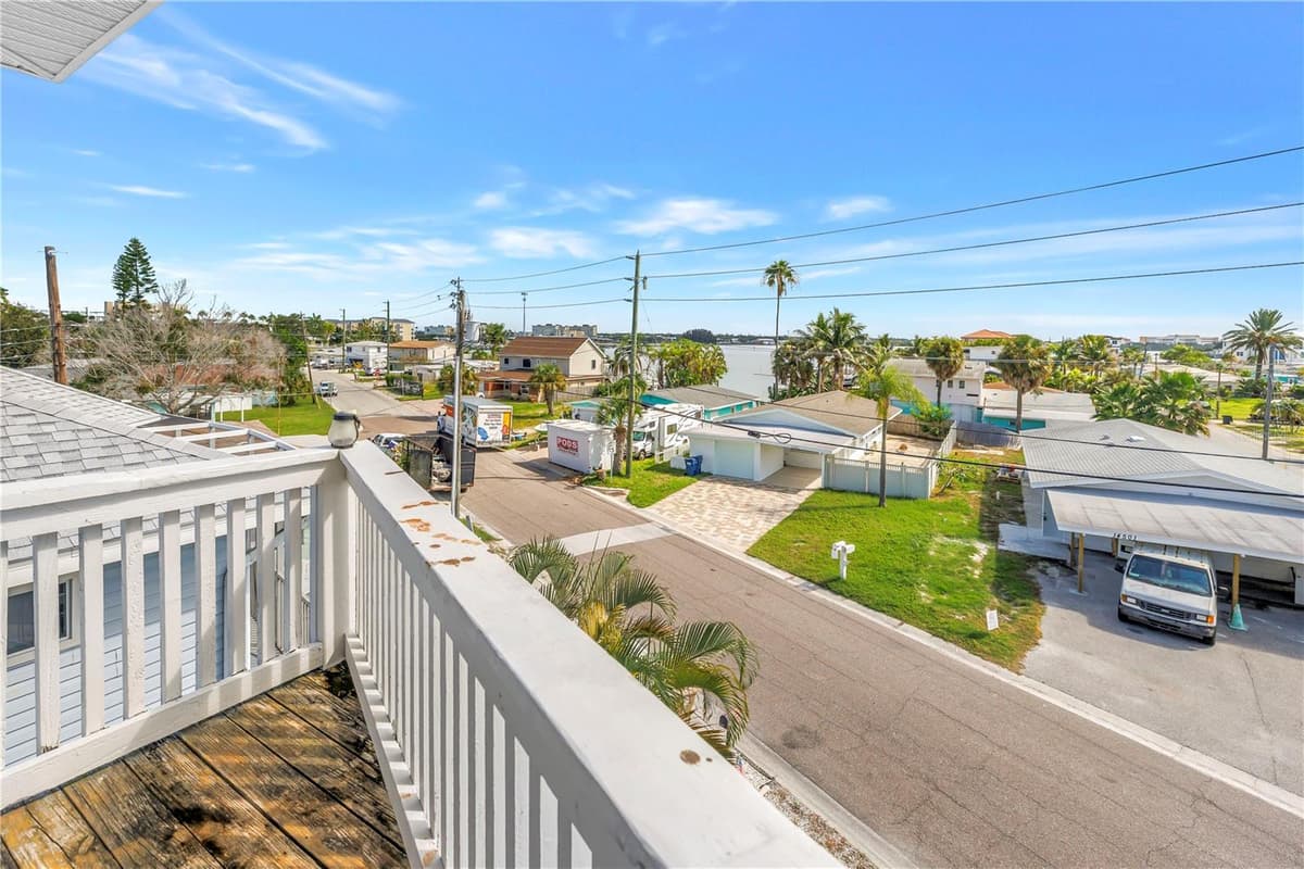 14500 BAYSHORE DRIVE — photo 35 of 58