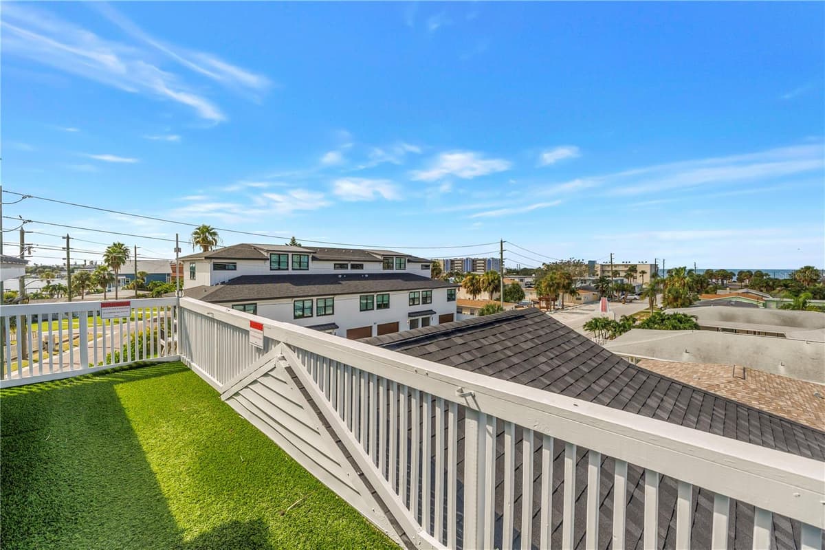 14500 BAYSHORE DRIVE — photo 41 of 58
