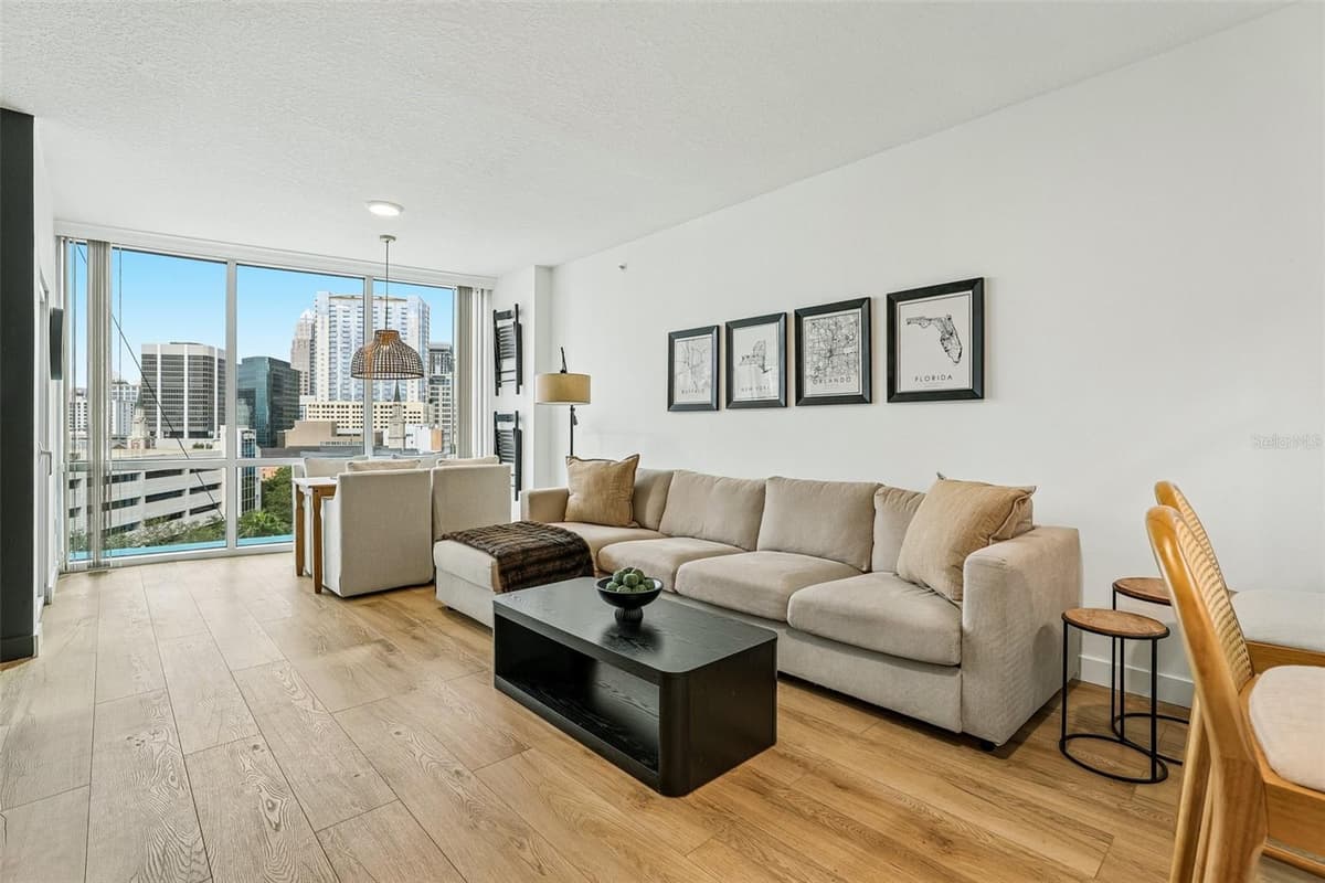 322 CENTRAL BOULEVARD — photo 6 of 35
