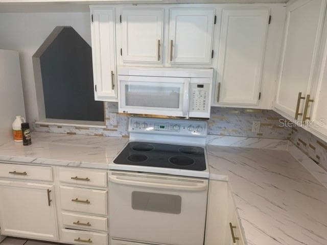 2602 GRAMERCY DRIVE — photo 4 of 17