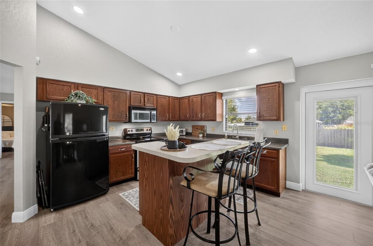 2495 TIPTON DRIVE — photo 17 of 40