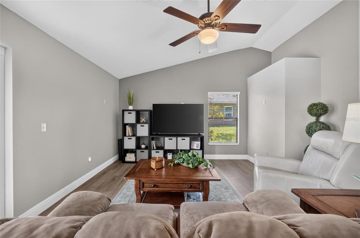 2495 TIPTON DRIVE — photo 22 of 40